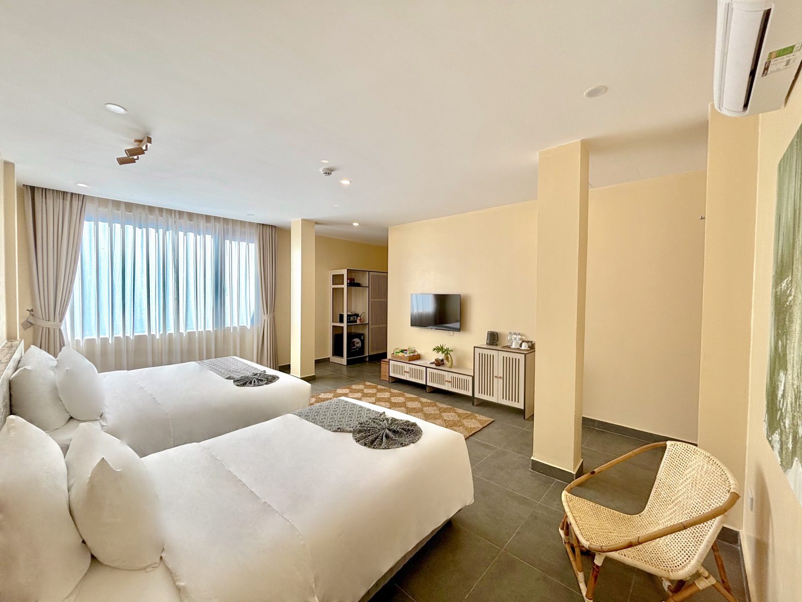 Family Room có bồn tắm
